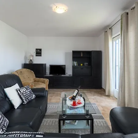 With Pool In Visnjan Farini