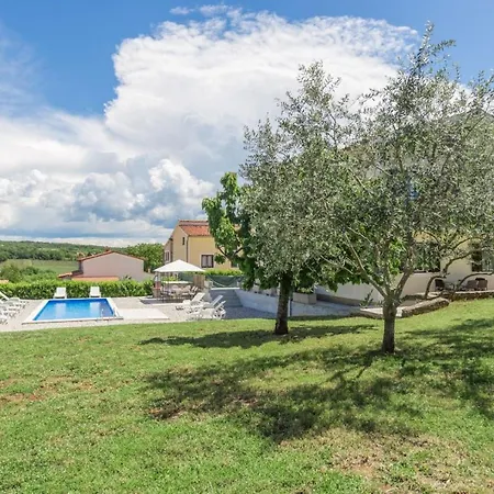 Ferienhaus With Pool In Visnjan *